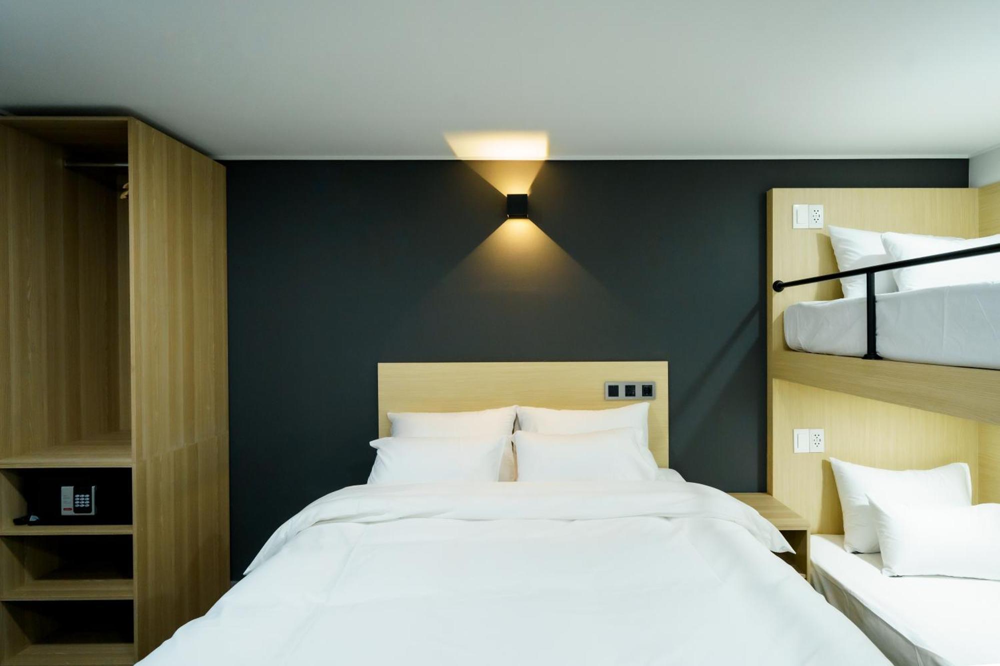 The Stay Hue Myeongdong Seoul Exterior photo